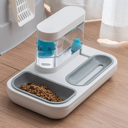 Pet Feeder with Automated Water Dispenser - Paws and PatsPet Feeder